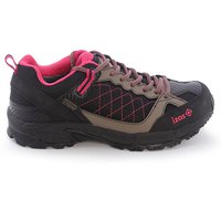 izas-lodosa-hiking-shoes